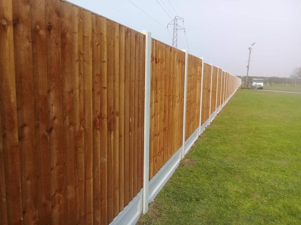 Garden Fencing, Durapost, Gravel Boards, Gates, Sky Fencing