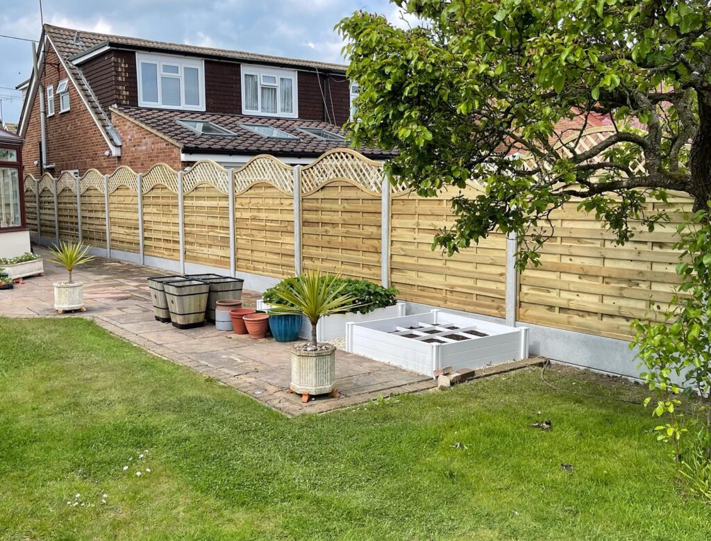 Garden Fencing, Durapost, Gravel Boards, Gates, Sky Fencing