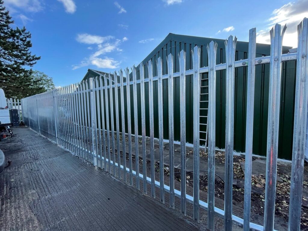 Garden Fencing, Durapost, Gravel Boards, Gates, Sky Fencing