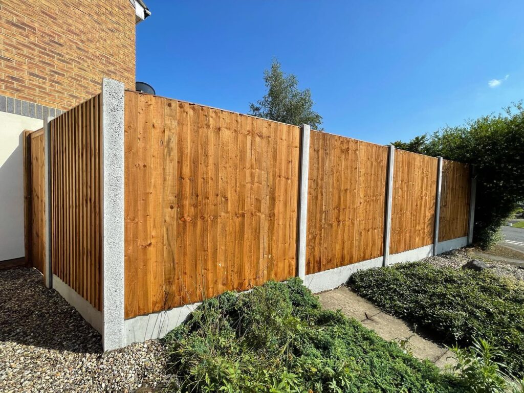 Garden Fencing, Durapost, Gravel Boards, Gates, Sky Fencing