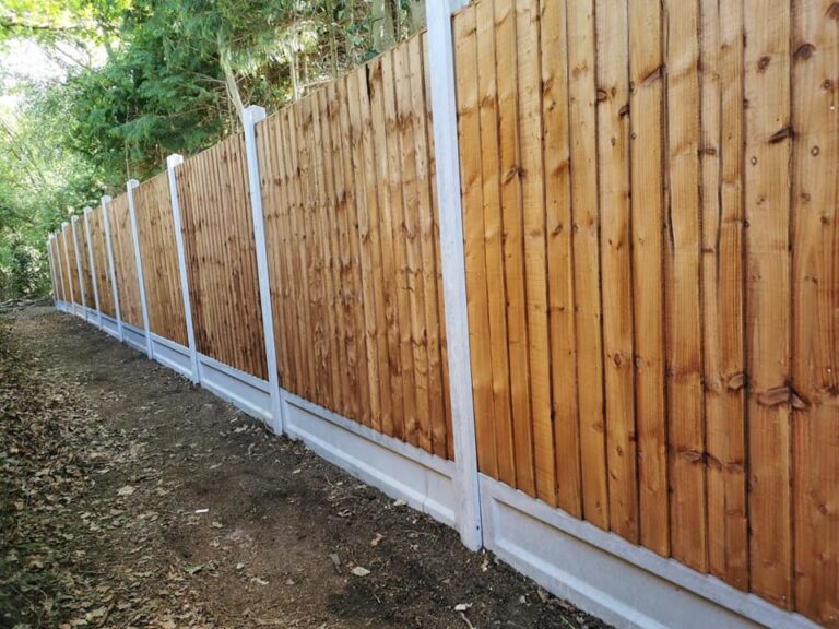 Garden Fencing, Durapost, Gravel Boards, Gates, Sky Fencing