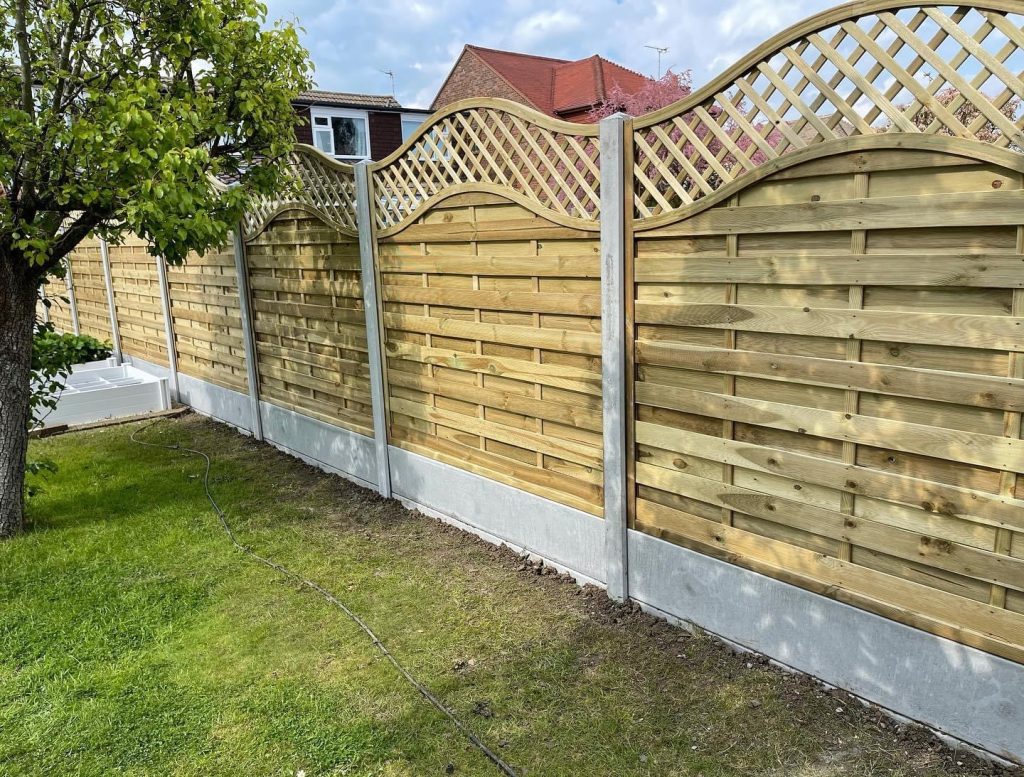 Garden Fencing, Durapost, Gravel Boards, Gates, Sky Fencing