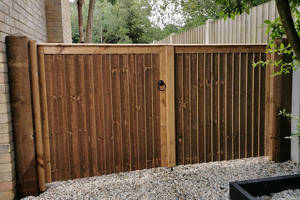 Garden Fencing, Durapost, Gravel Boards, Gates, Sky Fencing
