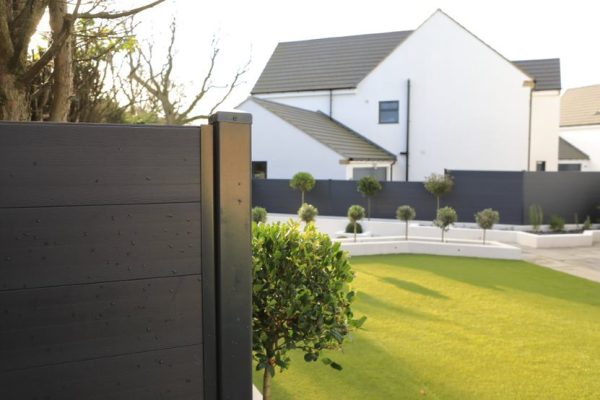 Garden Fencing, Durapost, Gravel Boards, Gates, Sky Fencing