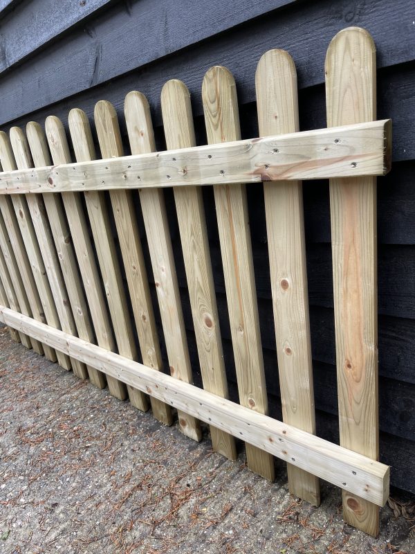 Garden Fencing, Durapost, Gravel Boards, Gates, Sky Fencing