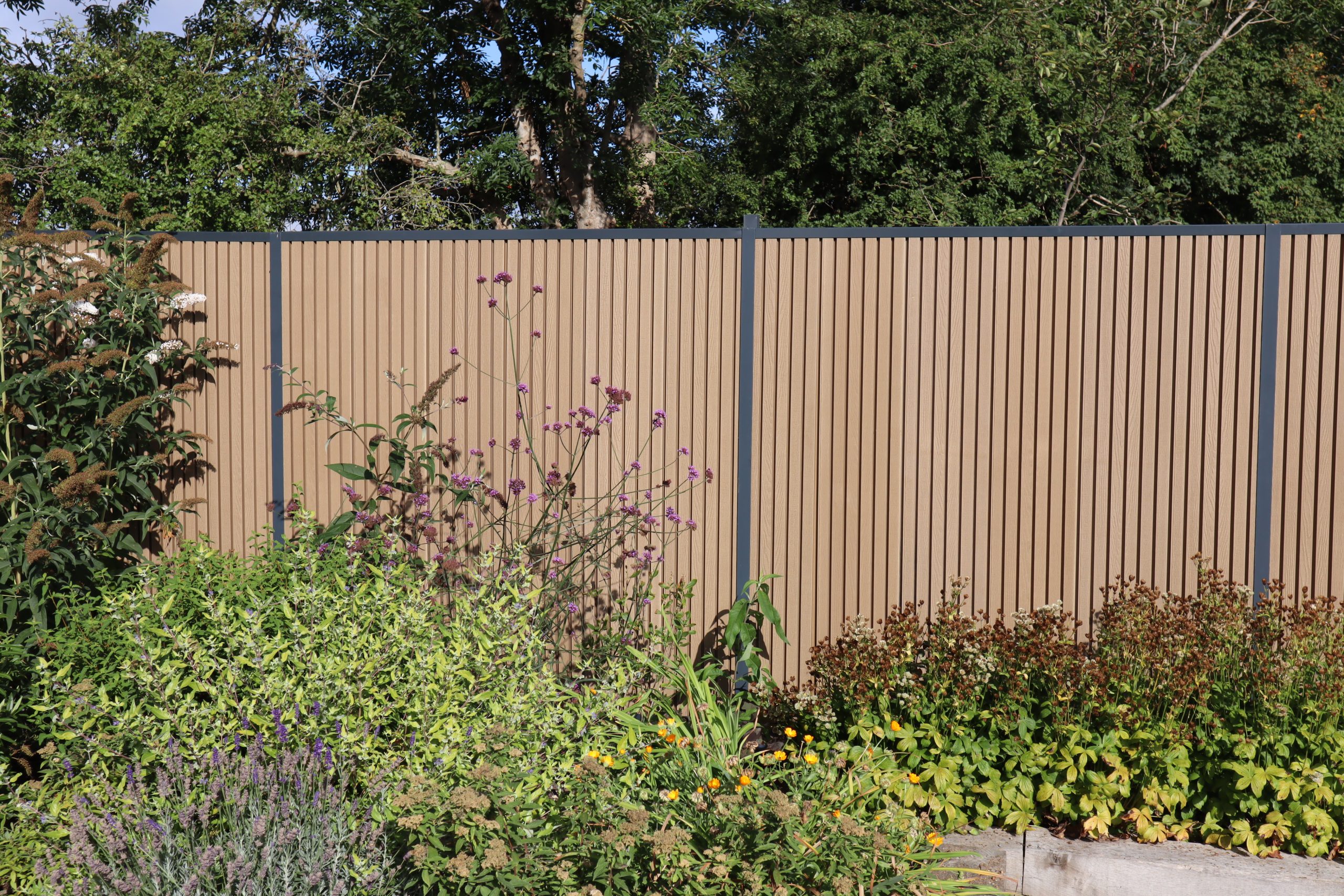 Garden Fencing, Durapost, Gravel Boards, Gates, Sky Fencing