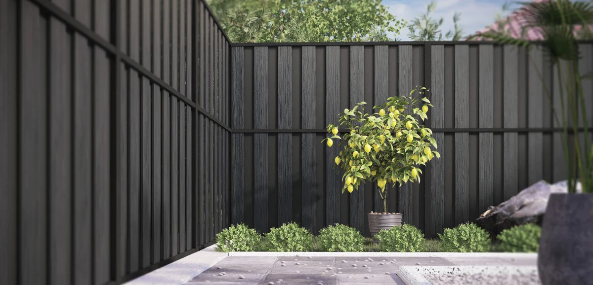 Domestic and Commercial Fencing
