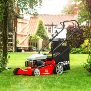 Cobra 41cm Petrol Lawnmower Kit - M41C - Image 7